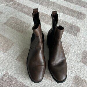 H&M Premium Brown Leather Chelsea Boots • Size 8 • EU 38